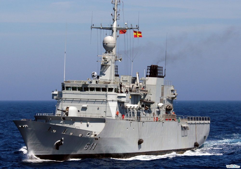Испанские моряки едва не разобрали на лом военный корабль
